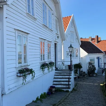 Free Sauna Pass! - House In Old Town Apartamento